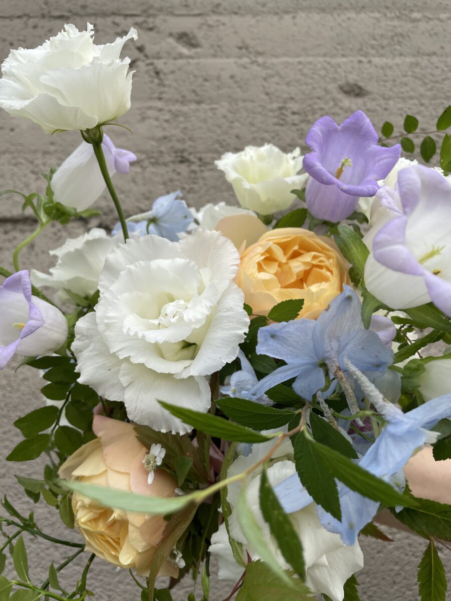 Hovedbilde for bryllupsleverandør Kvast - dei vakraste blomstene på den store dagen (Blomster)