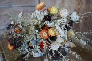 Undeland Gard – Økologiske blomster fra Hardanger - illustrasjonsbilde nr 4 for din bryllupsdag