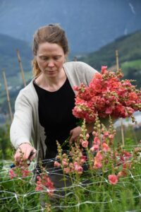 Undeland Gard – Økologiske blomster fra Hardanger - illustrasjonsbilde nr 6 for din bryllupsdag