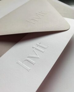 Hvit Papirstudio - illustrasjonsbilde nr 8 for din bryllupsdag